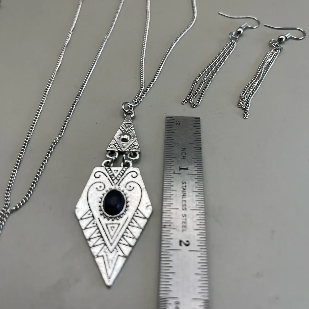 Silver Pendant Necklace and Earring Set